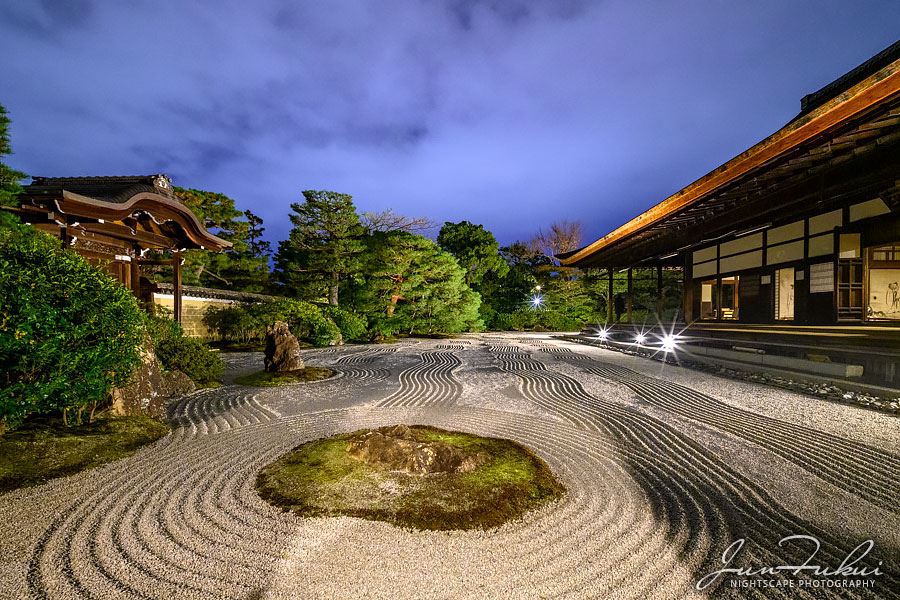 建仁寺 ナイトスケープ