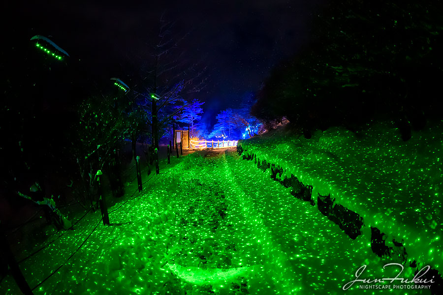 シナスタジアヒルズ イルミネーション