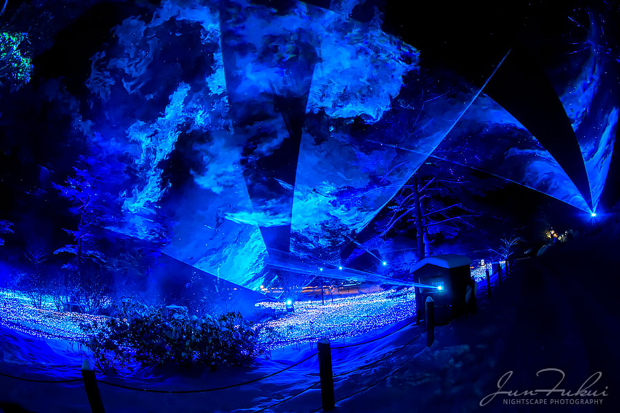 シナスタジアヒルズ イルミネーション